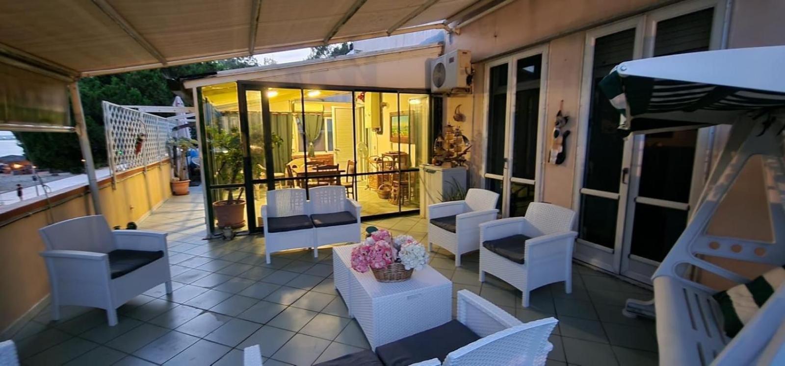 La Terrazza Sul Mare Lejlighed Torre Grande Eksteriør billede